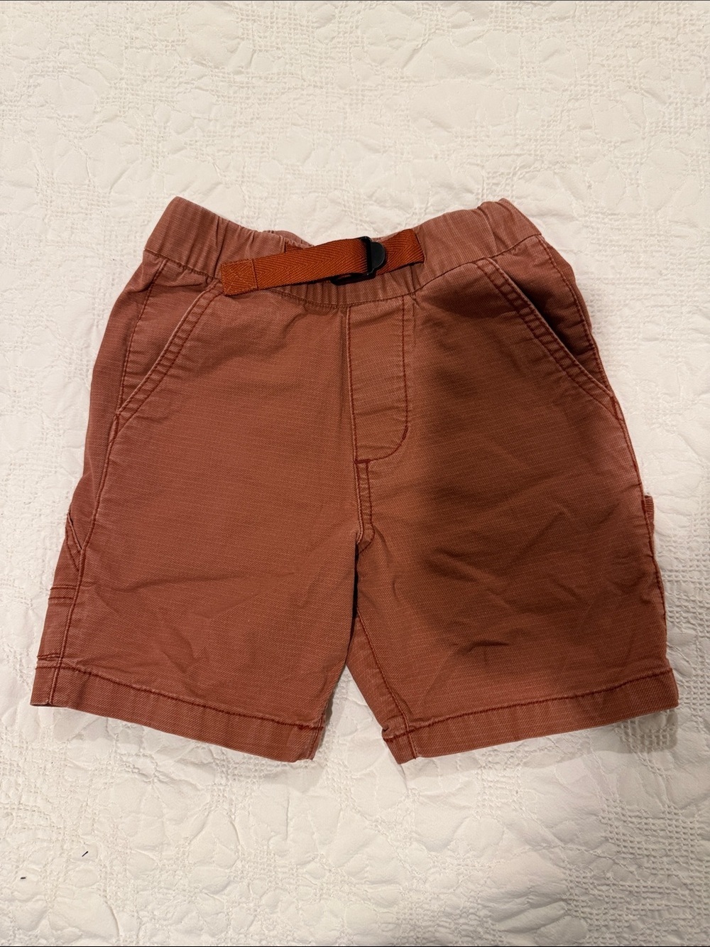 Hanna Andersson Rust Flat-Front Men's Shorts with Web Belt